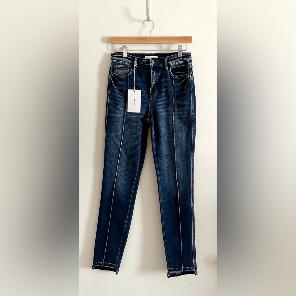 NWT Flying Monkey Black Label Gavin Jeans - Size 27